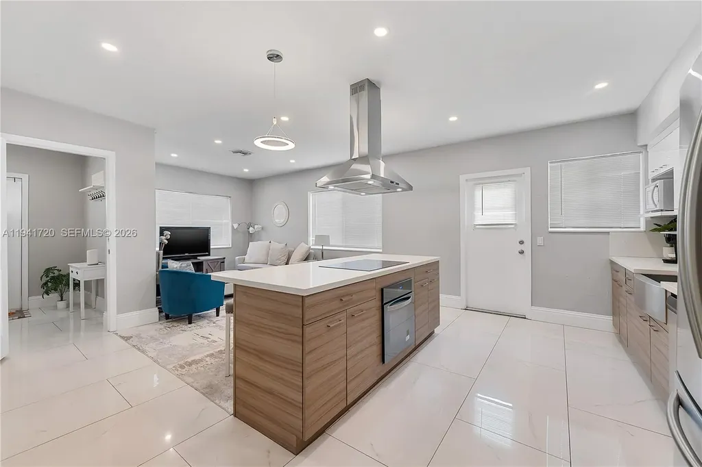 2227 Cody Street Hollywood FL 33020