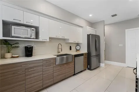 2227 Cody Street Hollywood FL 33020