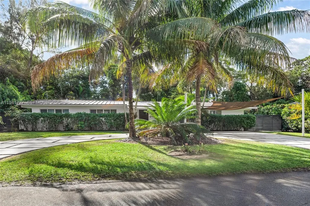 6440 SW 44th Street Miami FL 33155
