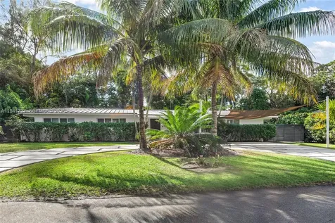 6440 SW 44th Street Miami FL 33155