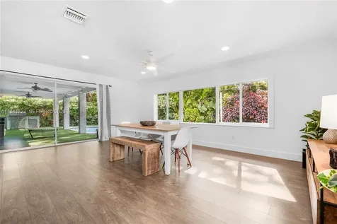 6440 SW 44th Street Miami FL 33155