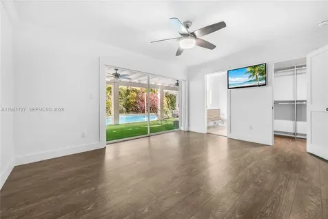 6440 SW 44th Street Miami FL 33155