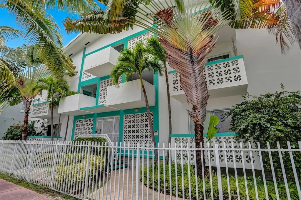 350 Collins Avenue Miami Beach FL 33139