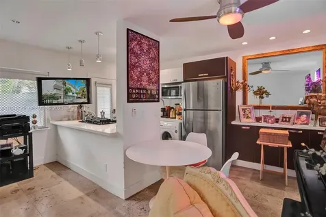 350 Collins Avenue Miami Beach FL 33139