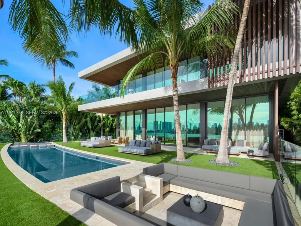 28 W Dilido Drive Miami Beach FL 33139