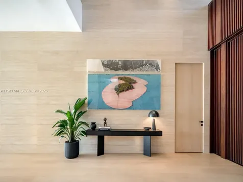 28 W Dilido Drive Miami Beach FL 33139
