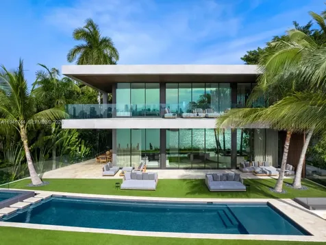 28 W Dilido Drive Miami Beach FL 33139