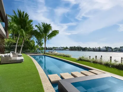 28 W Dilido Drive Miami Beach FL 33139