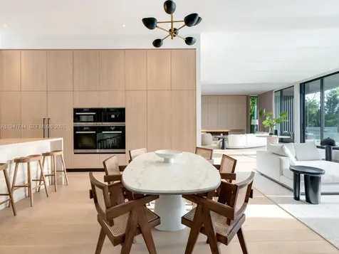 28 W Dilido Drive Miami Beach FL 33139