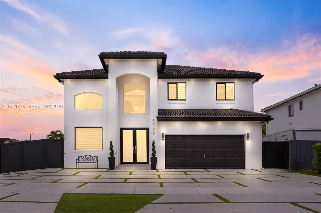 5324 SW 164 Court Miami FL 33185