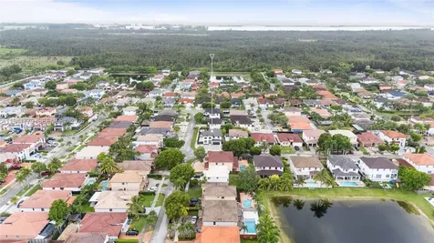 5324 SW 164 Court Miami FL 33185