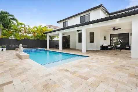 5324 SW 164 Court Miami FL 33185