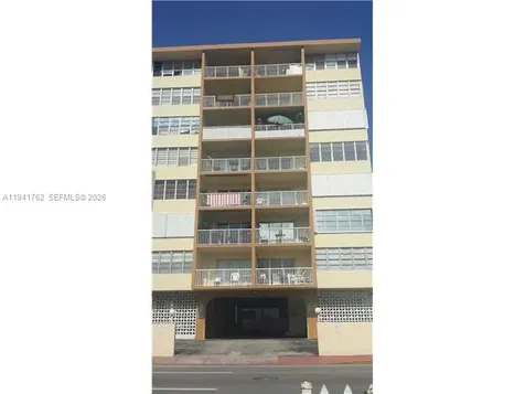 6855 Abbott Avenue Miami Beach FL 33141