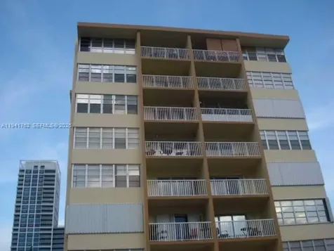 6855 Abbott Avenue Miami Beach FL 33141