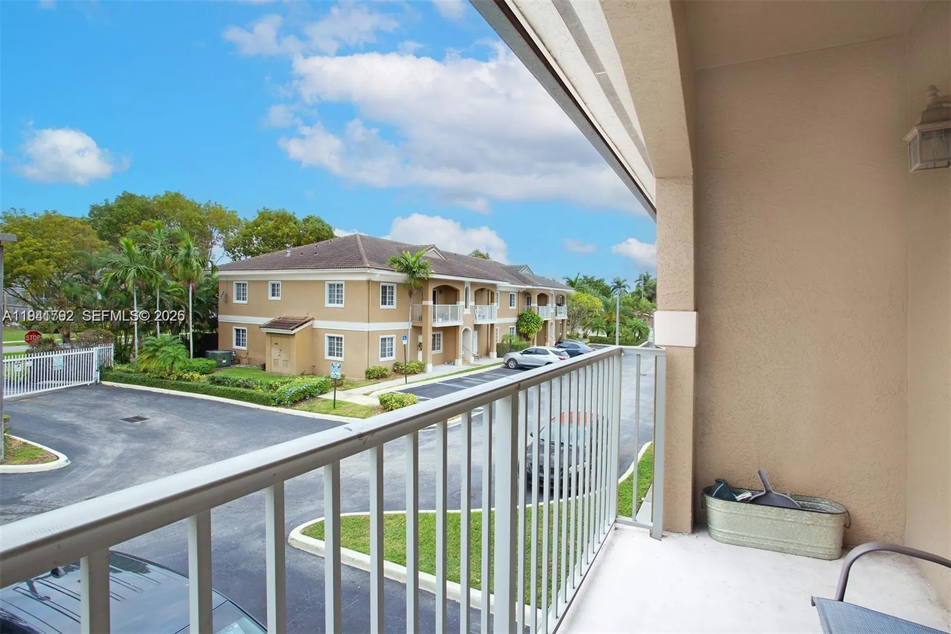911 Hillcrest Court Hollywood FL 33021