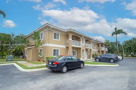 911 Hillcrest Court Hollywood FL 33021