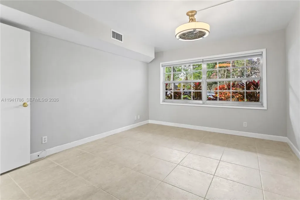 4007 N Cypress Drive Pompano Beach FL 33069