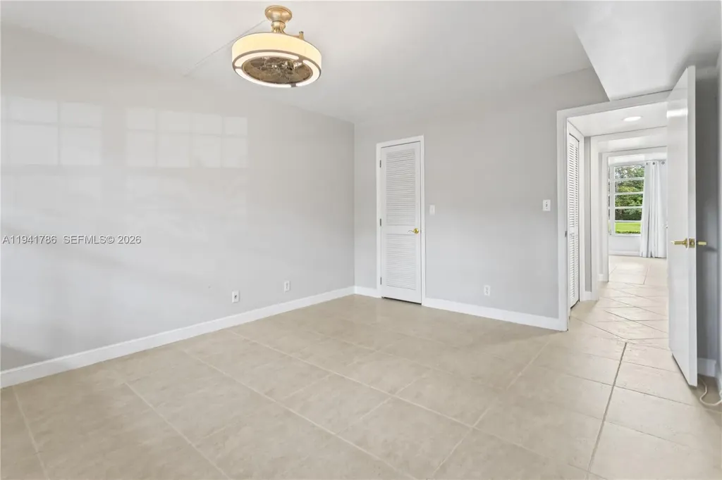 4007 N Cypress Drive Pompano Beach FL 33069