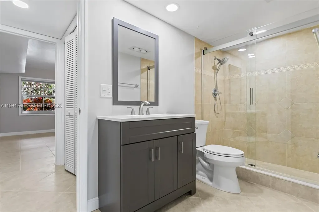 4007 N Cypress Drive Pompano Beach FL 33069