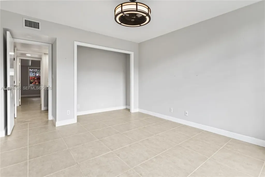 4007 N Cypress Drive Pompano Beach FL 33069