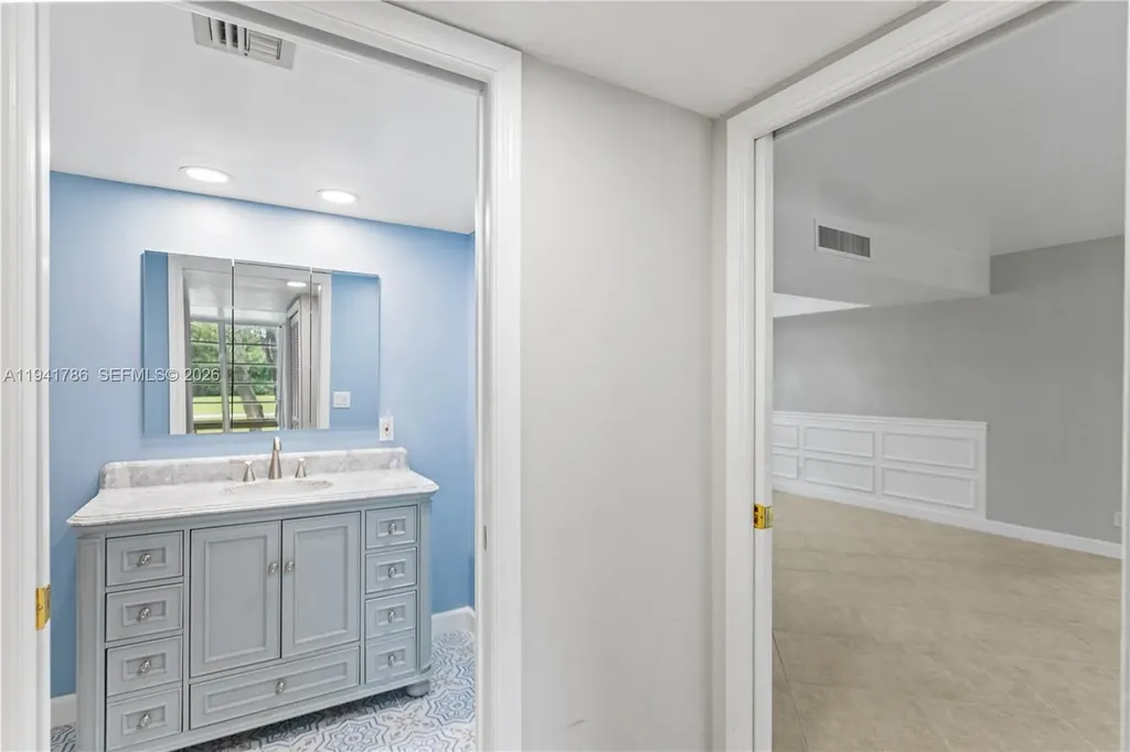 4007 N Cypress Drive Pompano Beach FL 33069
