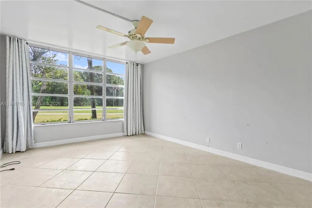 4007 N Cypress Drive Pompano Beach FL 33069