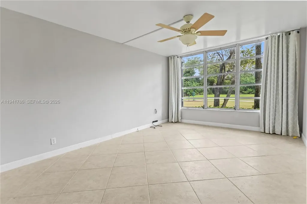 4007 N Cypress Drive Pompano Beach FL 33069