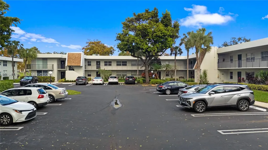 4007 N Cypress Drive Pompano Beach FL 33069