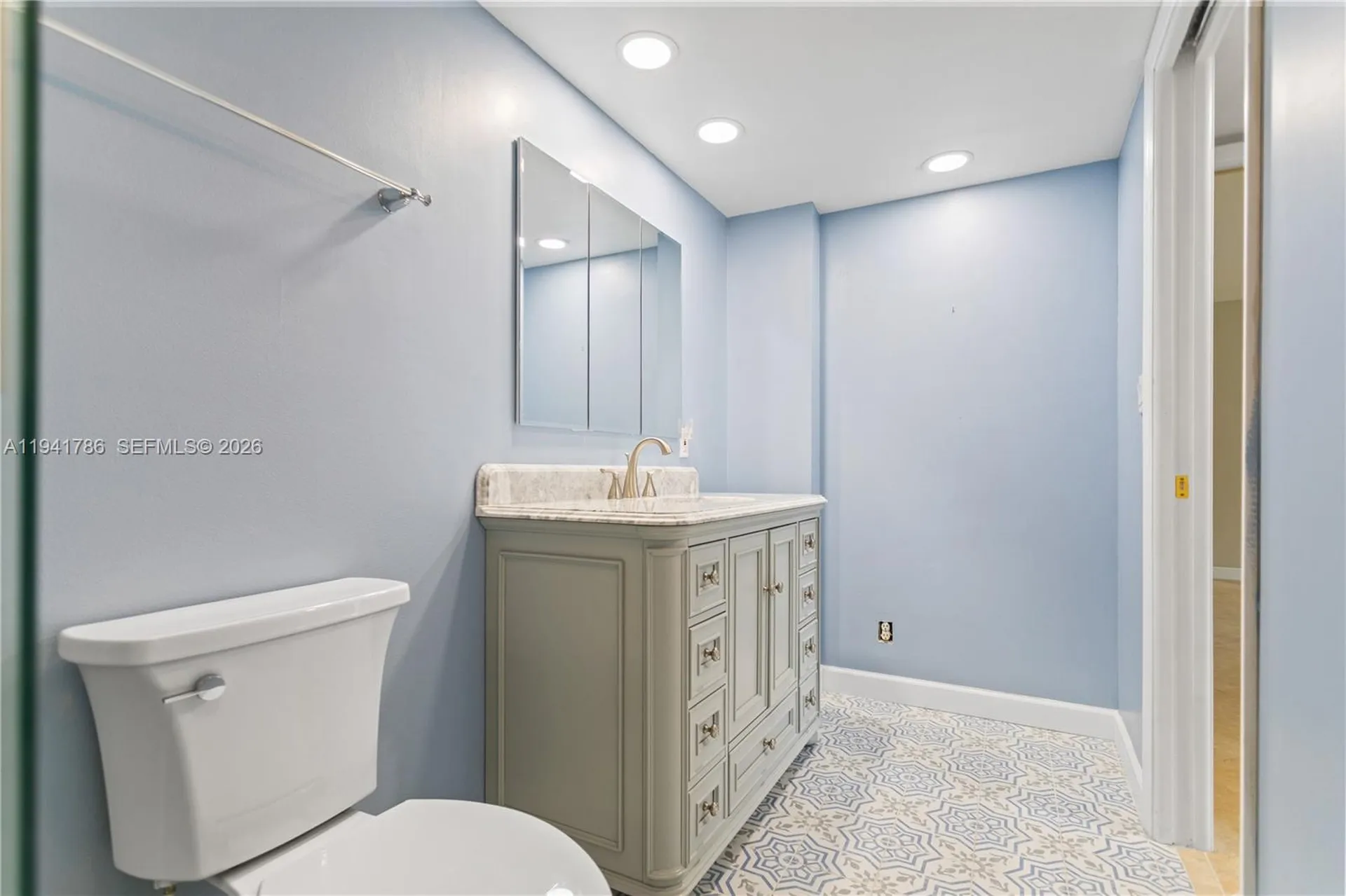4007 N Cypress Drive Pompano Beach FL 33069
