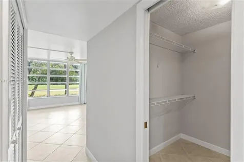 4007 N Cypress Drive Pompano Beach FL 33069