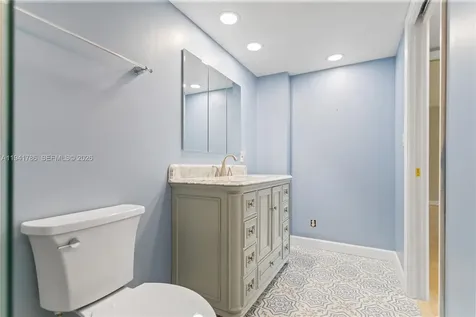 4007 N Cypress Drive Pompano Beach FL 33069