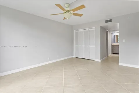 4007 N Cypress Drive Pompano Beach FL 33069