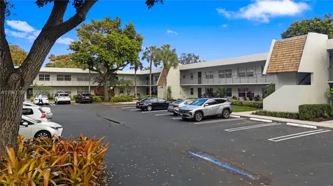 4007 N Cypress Drive Pompano Beach FL 33069