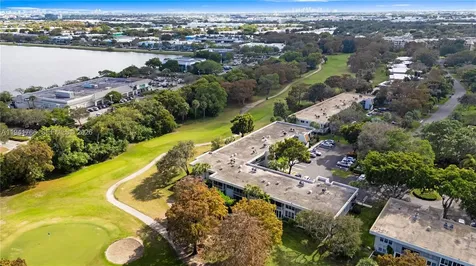 4007 N Cypress Drive Pompano Beach FL 33069