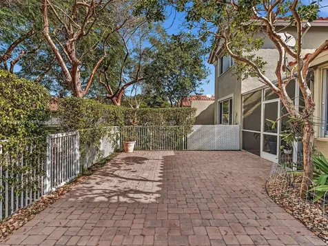 12573 NW 56th Drive Coral Springs FL 33076
