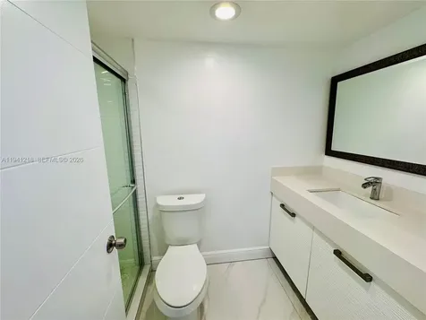 18041 Biscayne Boulevard *BOAT Slip & Unit* Aventura FL 33160