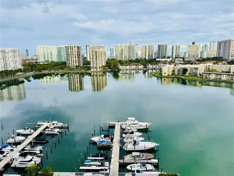 18041 Biscayne Boulevard *BOAT Slip & Unit* Aventura FL 33160