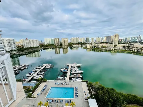 18041 Biscayne Boulevard *BOAT Slip & Unit* Aventura FL 33160