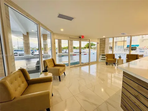 18041 Biscayne Boulevard *BOAT Slip & Unit* Aventura FL 33160