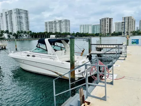 18041 Biscayne Boulevard *BOAT Slip & Unit* Aventura FL 33160
