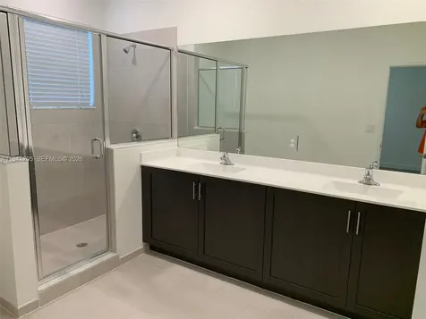 1271 SE 27th Terrace Homestead FL 33035