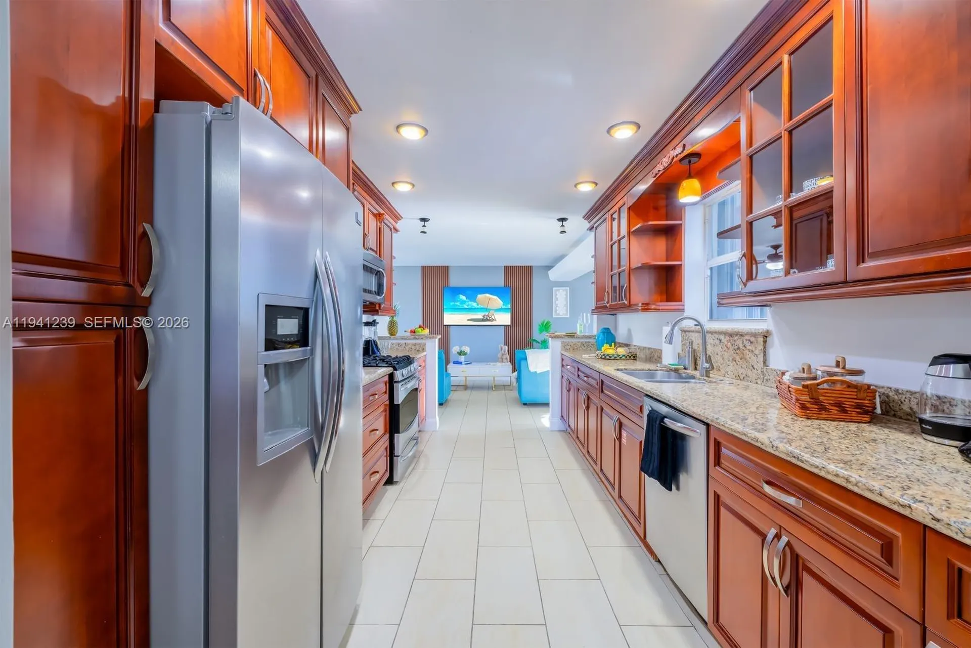 312 N Luna Court Hollywood FL 33021