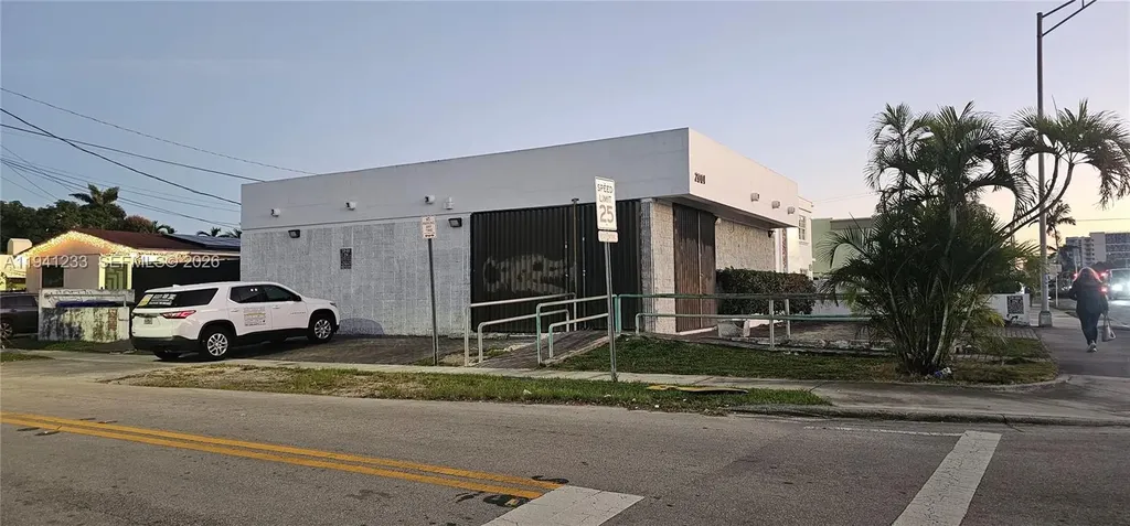 2001 SW 27th Avenue Miami FL 33145