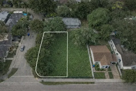 3300 NW 10th Avenue Miami FL 33127