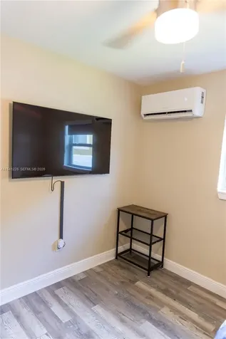 250 NW 14th Way Dania Beach FL 33004