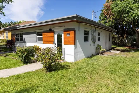 250 NW 14th Way Dania Beach FL 33004