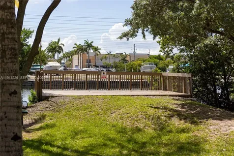 250 NW 14th Way Dania Beach FL 33004
