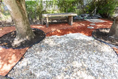250 NW 14th Way Dania Beach FL 33004