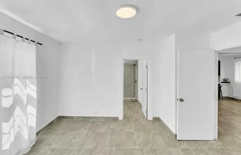 211 SE 9th Street Hallandale Beach FL 33009