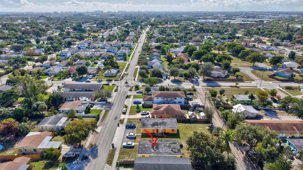 130 - 132 - 134 - 136 SW 8th Avenue Delray Beach FL 33444